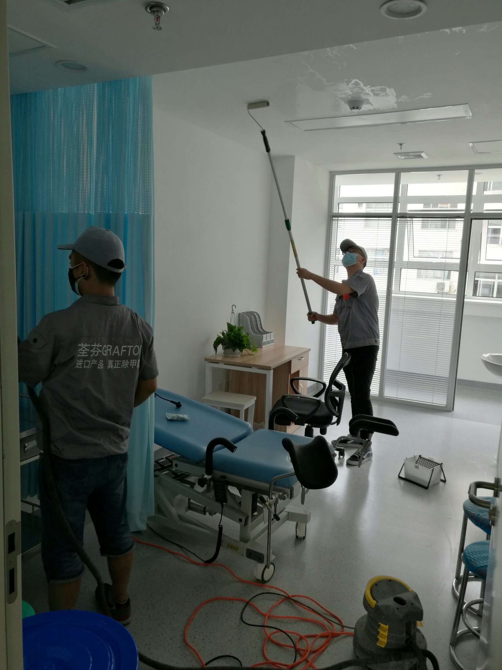 陜西省婦幼保健院頂面滾筒施工 陜西省婦幼保健院頂面滾筒施工