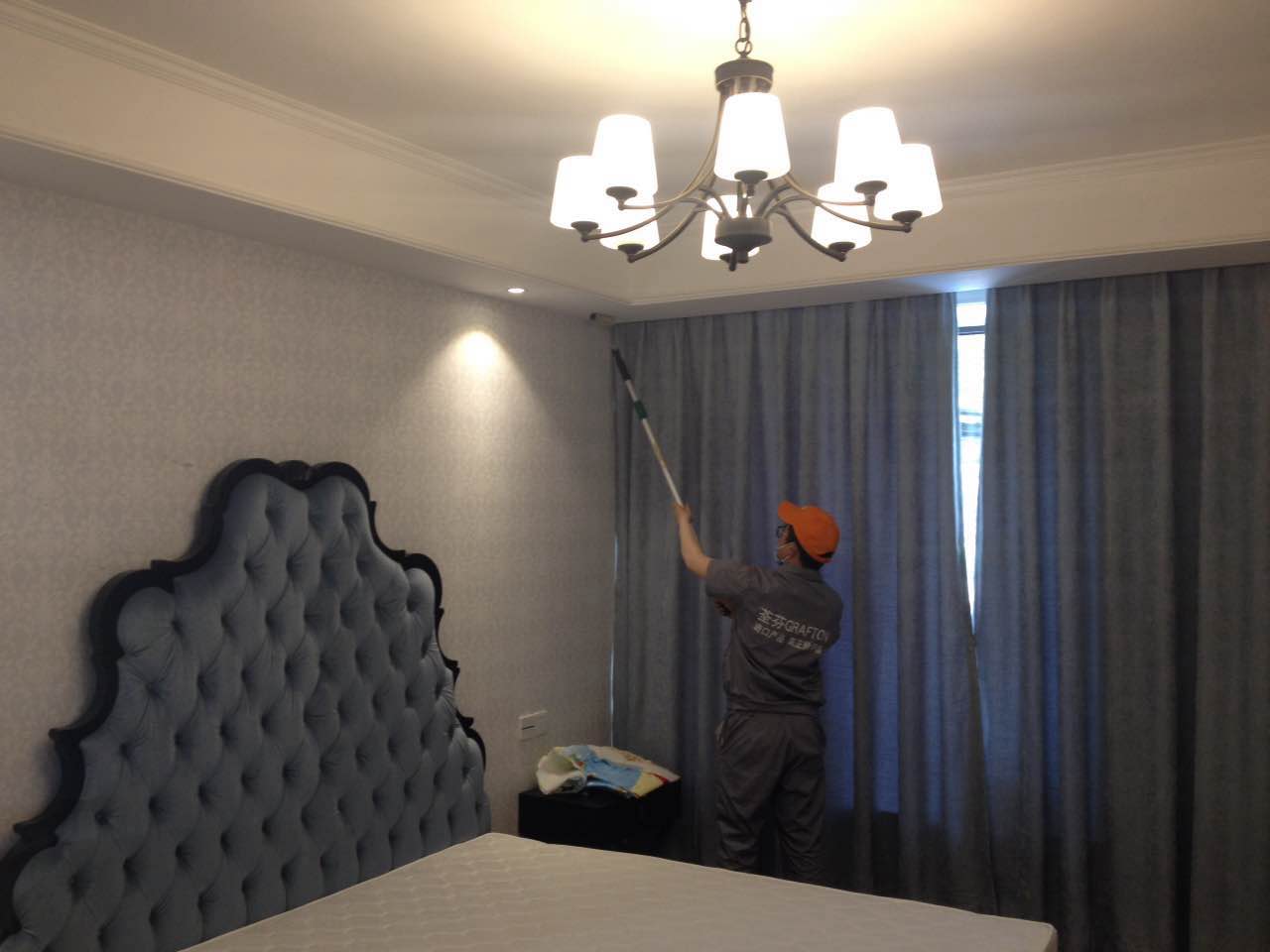 客廳頂面滾筒施工 客廳頂面滾筒施工