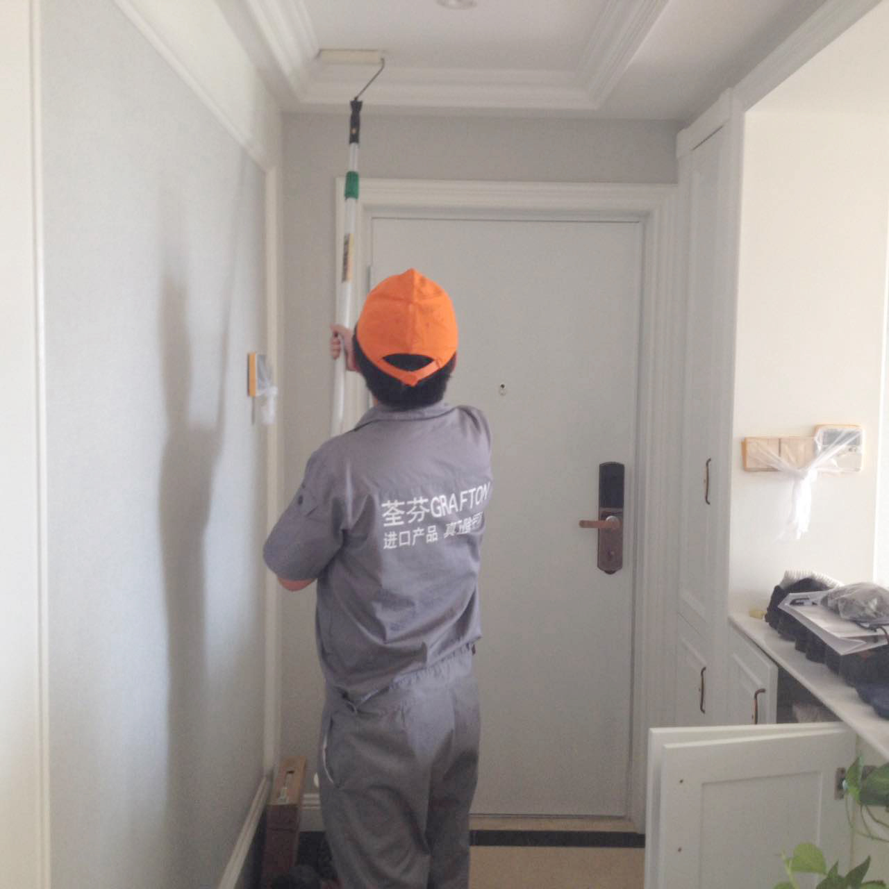 客餐廳過道頂面重點(diǎn)施工 客餐廳過道頂面重點(diǎn)施工