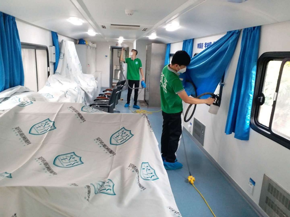 車(chē)內(nèi)過(guò)道窗簾全方位噴涂 車(chē)內(nèi)過(guò)道窗簾全方位噴涂