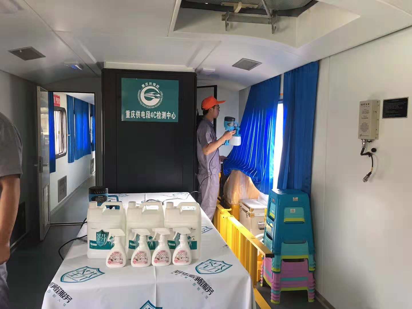 過道窗簾全方位噴涂施工治理 過道窗簾全方位噴涂施工治理