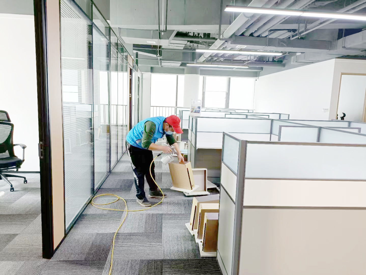 財(cái)險(xiǎn)公司辦公區(qū)桌椅全方位施工治理 財(cái)險(xiǎn)公司辦公區(qū)桌椅全方位施工治理